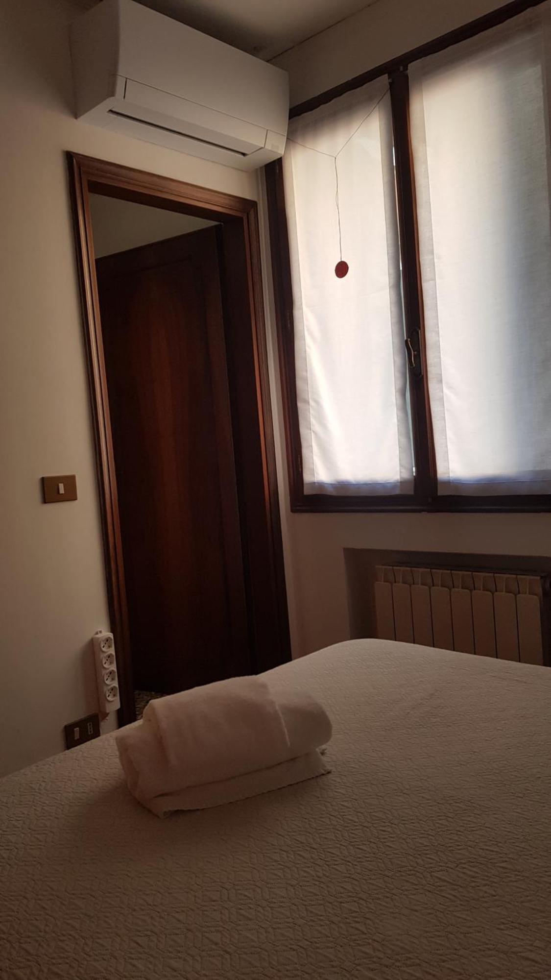 La Casa Veneziana Apartment Luaran gambar