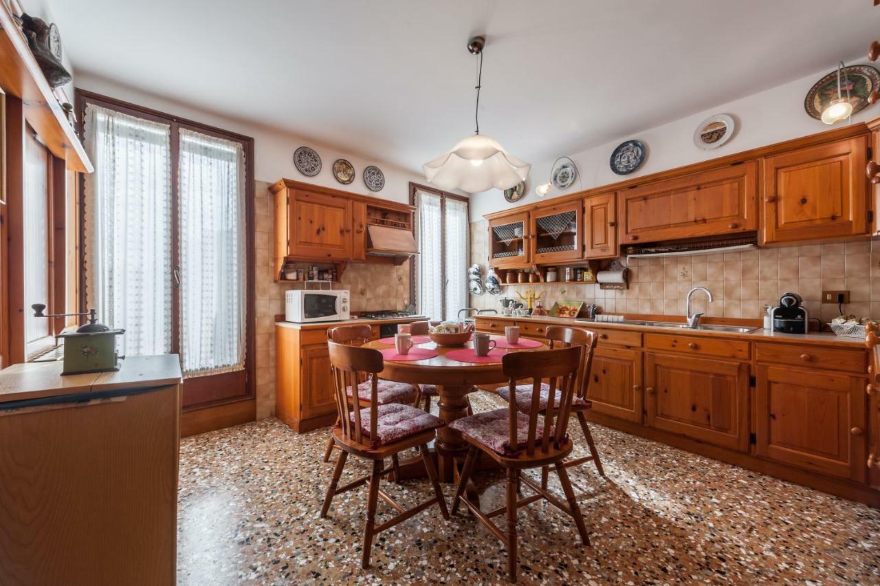 La Casa Veneziana Apartment Luaran gambar