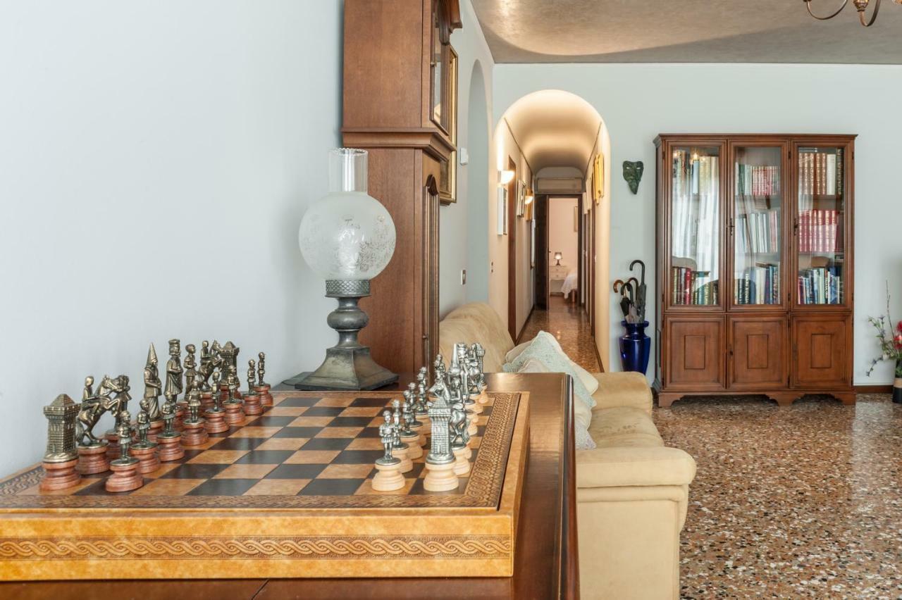 La Casa Veneziana Apartment Luaran gambar